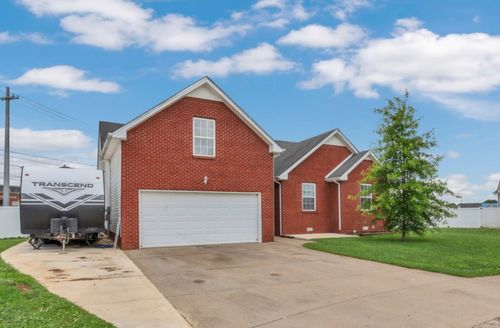 1053 Chardea Dr, Clarksville, TN, 37040-2596 | Card Image