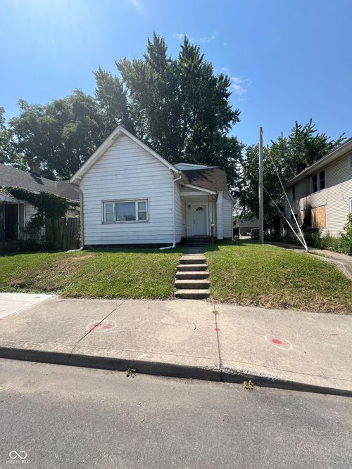 2919 E New York St, Indianapolis, IN, 46201-3323 | Card Image