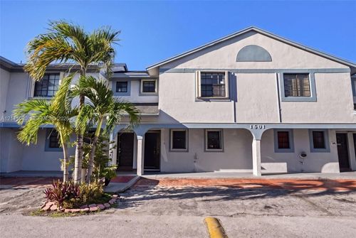 7-5-1601 Sw 122nd Ave, Miami, FL, 33175-7305 | Card Image