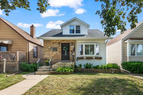 8727 Belden Ave, River Grove, IL, 60171-1825 | Card Image