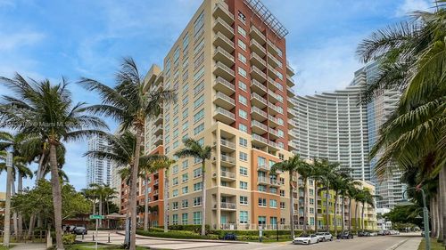 apt-203-2000 N Bayshore Dr, Miami, FL, 33137-5110 | Card Image