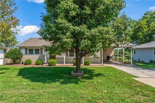 508 W 19th St, Higginsville, MO, 64037-1504 | Card Image