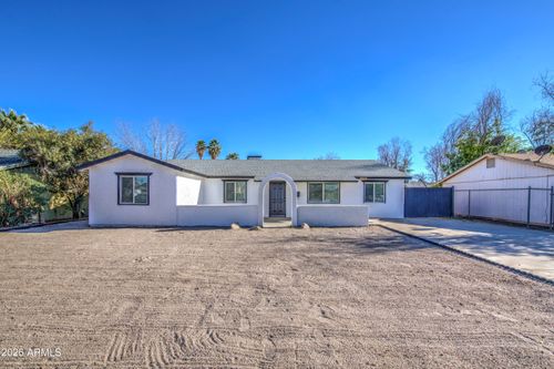 6213 W Almeria Rd, Phoenix, AZ, 85035-4811 | Card Image
