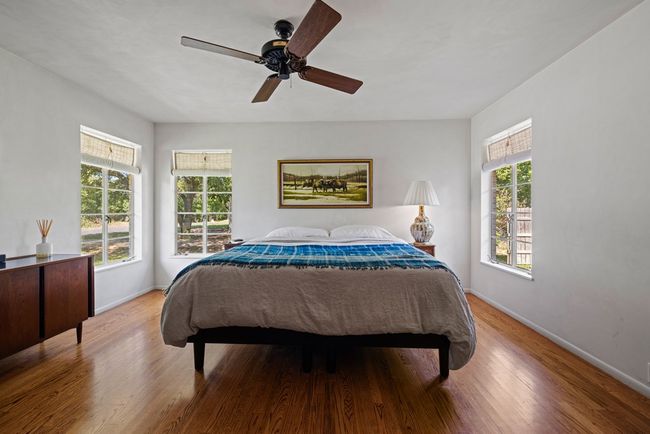 312 S Acorn St, House other with 3 bedrooms, 3 bathrooms and null parking in Fredericksburg TX | Image 20