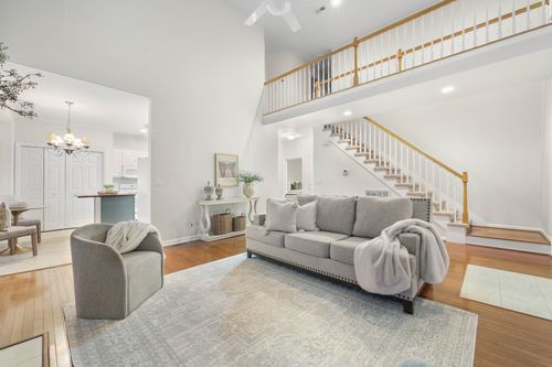 428 Country Club Ct, Clarksville, TN, 37043-4432 | Card Image