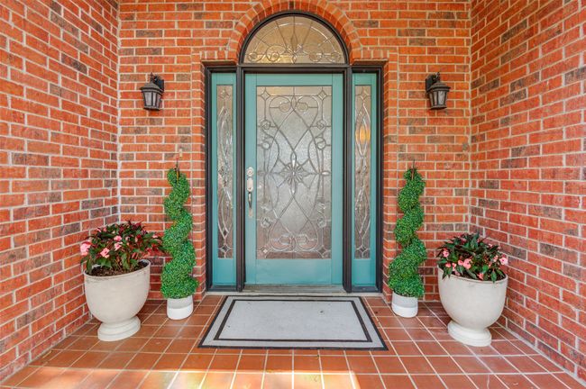 front Porch and beautiful leaded glass door | Image 4