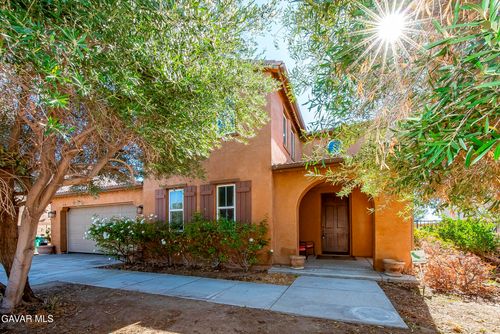 2158 Cypress St, Lancaster, CA, 93535-1772 | Card Image