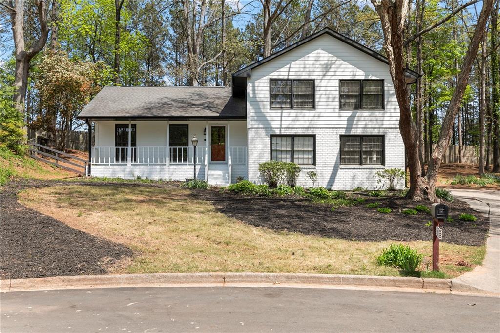 Millwood Ln, Lilburn, GA 30047