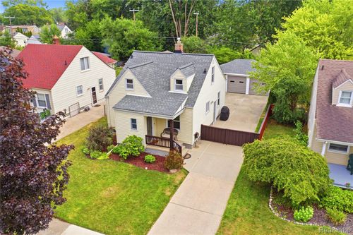 2060 Royal Ave, Berkley, MI, 48072-1233 | Card Image