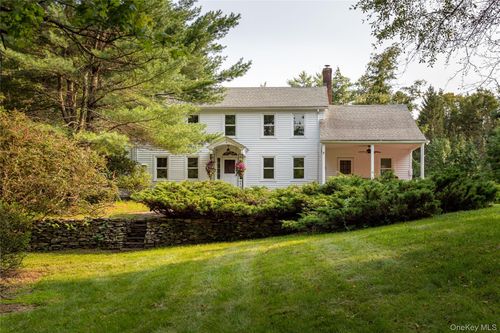 111 Upper Cherrytown Rd, Kerhonkson, NY, 12446-1809 | Card Image