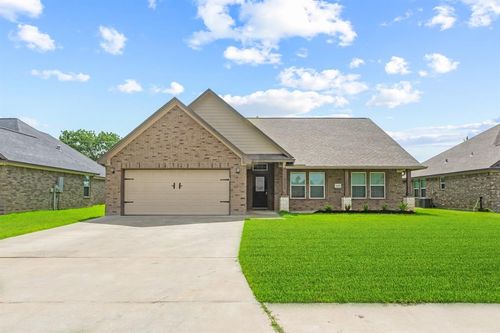 308 Yorktown Ave, Clute, TX, 77531-4732 | Card Image
