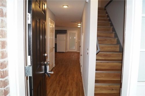 c-2899 Meridian Pl, Siloam Springs, AR, 72761-5541 | Card Image