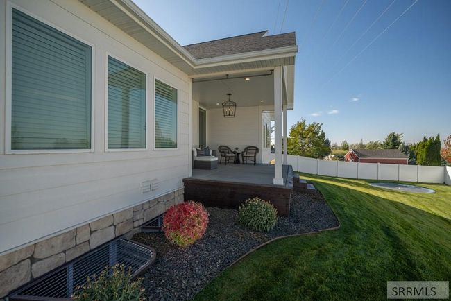 6353 E Tower Castle Loop, House other with 5 bedrooms, 3 bathrooms and 3 parking in Ammon ID | Image 73