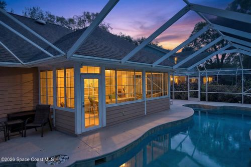 137 38th Ct, Vero Beach, FL, 32968-2452 | Card Image