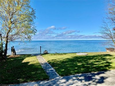 507 Bruce Rd, House other with 3 bedrooms, 1 bathrooms and 6 parking in Saugeen Shores ON | Image 2