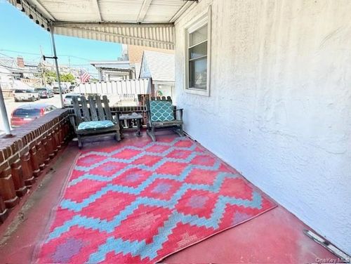 upper-70 Malone Ave, East Atlantic Beach, NY, 11561-1011 | Card Image