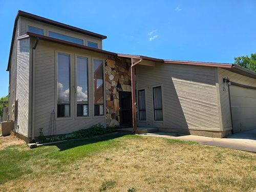 25 Park Cir, Vernal, UT, 84078-4805 | Card Image