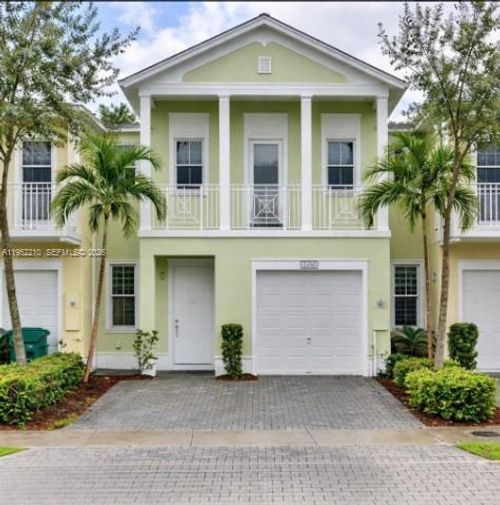 10780 Nw 74th Ln, Medley, FL, 33178-2198 | Card Image