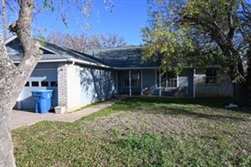 817 Lexington Rd, Elgin, TX, 78621-1268 | Card Image