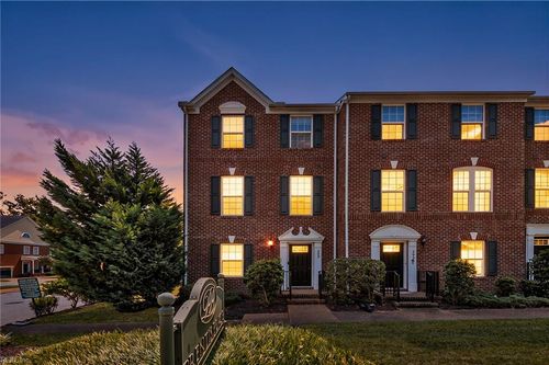 200-315 W Constance Rd, Suffolk, VA, 23434-4973 | Card Image