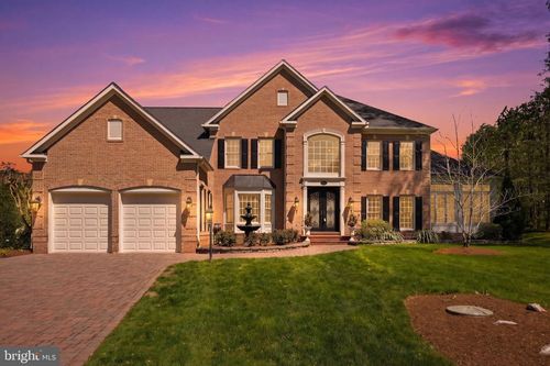 206 May Ln, EDGEWATER, MD, 21037-2783 | Card Image
