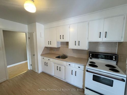 3-270 Clifton Rd, Kitchener, ON, N2H4W2 | Card Image