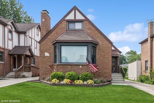 7229 W Lunt Ave, Chicago, IL, 60631-1122 | Card Image