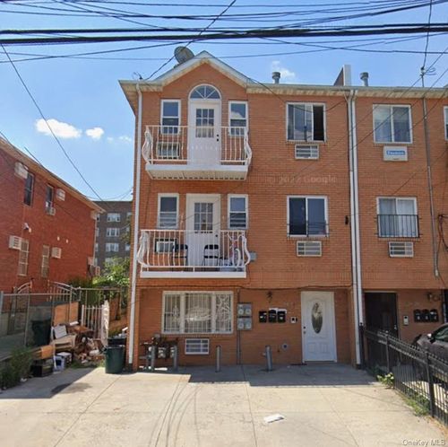 1st-fl-84-26 169th St, Jamaica, NY, 11432-2054 | Card Image