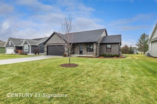 9160 Brook Hollow Ln, Freeland, MI, 48623-9151 | Card Image