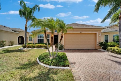 1643 Emerald Dunes Dr, SUN CITY CENTER, FL, 33573-4434 | Card Image