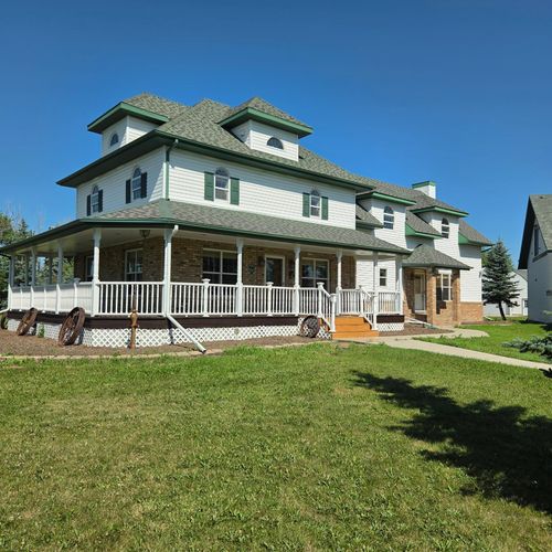 5684 Highway 10, Dilworth, MN, 56529-1411 | Card Image