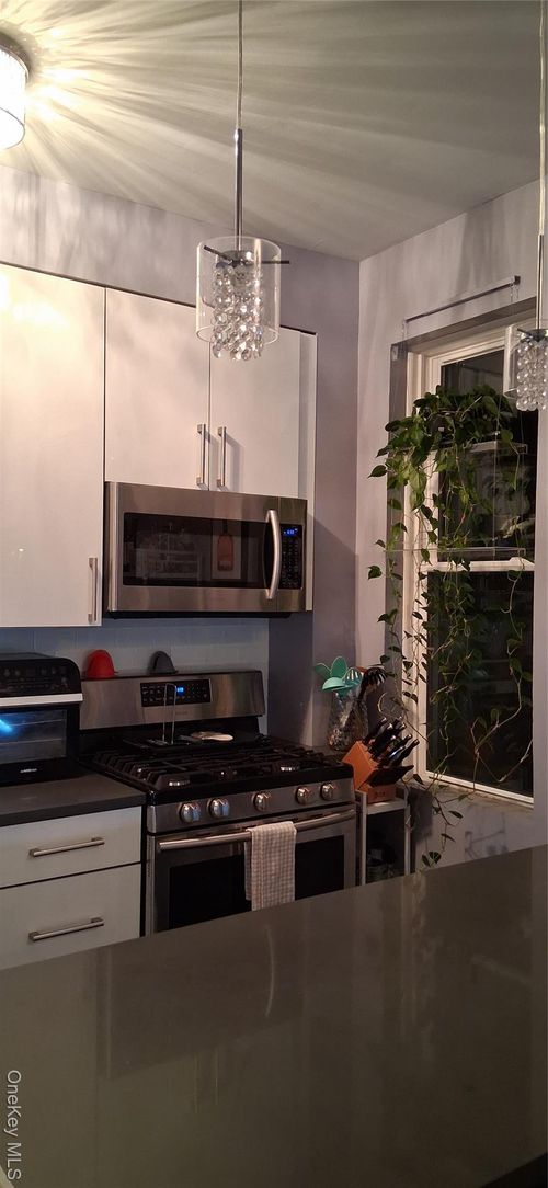 apt-3a-430 Clinton Ave, Brooklyn, NY, 11238-1646 | Card Image
