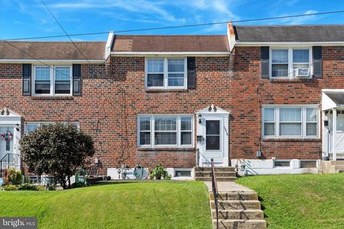 1316 Redwood Ln, NORRISTOWN, PA, 19401-3632 | Card Image