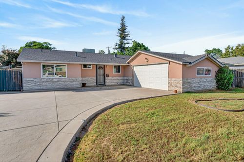 10543 Silverwood Way, Rancho Cordova, CA, 95670-5533 | Card Image