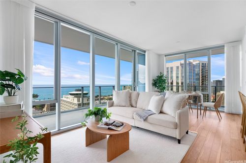 apt-3401-629 Keeaumoku St, Honolulu, HI, 96814-3635 | Card Image