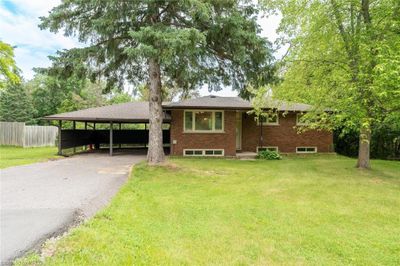 3220 Lakefield Rd, House other with 5 bedrooms, 2 bathrooms and 6 parking in Selwyn ON | Image 2