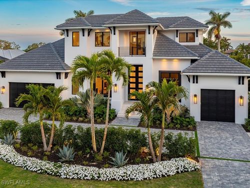 612 Binnacle Dr, NAPLES, FL, 34103-2724 | Card Image