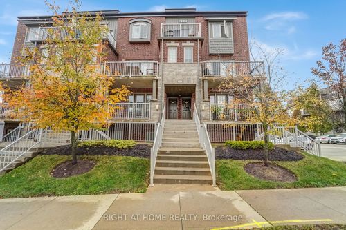 d-20 Sienna St, Kitchener, ON, N2R0H6 | Card Image