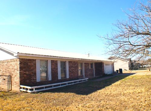 511 California Street, Clyde, TX, 79510 | Card Image