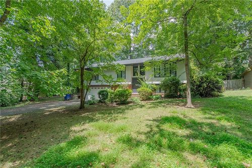 5025 Timbrook Ln, Winston Salem, NC, 27103-6015 | Card Image