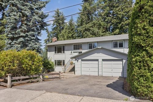 20819 53rd Ave W, Lynnwood, WA, 98036-7601 | Card Image
