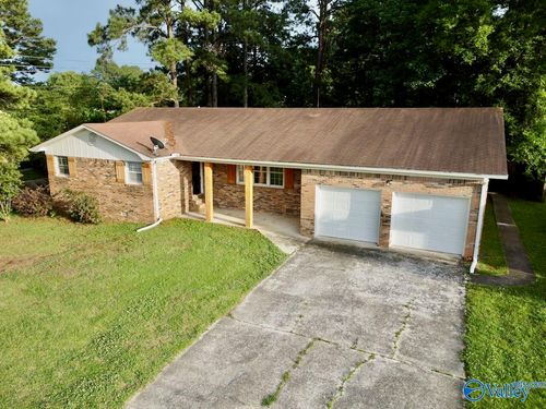 1929 Woodmead St Sw, Decatur, AL, 35601-3652 | Card Image