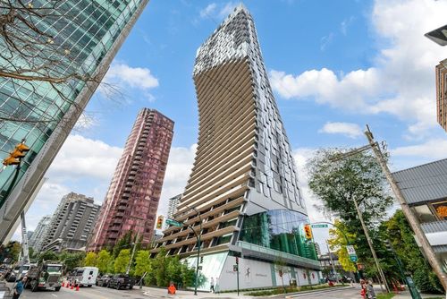 110x-1568 Alberni St, Vancouver, BC, V6G0E3 | Card Image