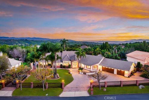 16575 Bonanza Dr, Riverside, CA, 92504-5720 | Card Image