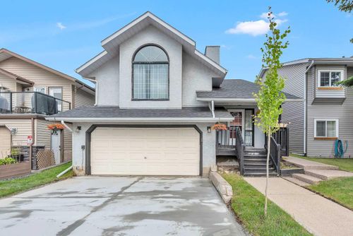2032 Morris Road Se, Airdrie, AB, T4A1V9 | Card Image