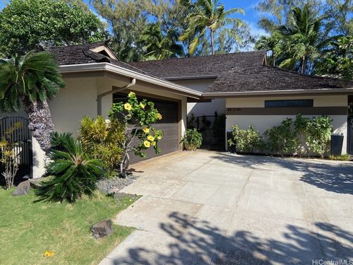 7832 Makaaoa Pl, Honolulu, HI, 96825-2848 | Card Image