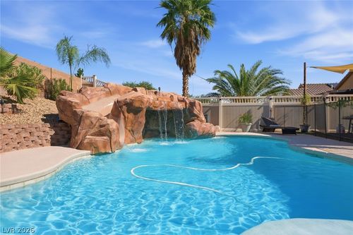 929 Aspen Cliff Dr, Henderson, NV, 89011-2519 | Card Image