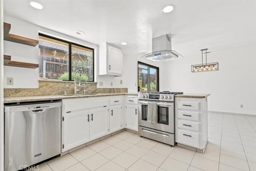 214 E Bennett St, Nipomo, CA, 93444-9434 | Card Image