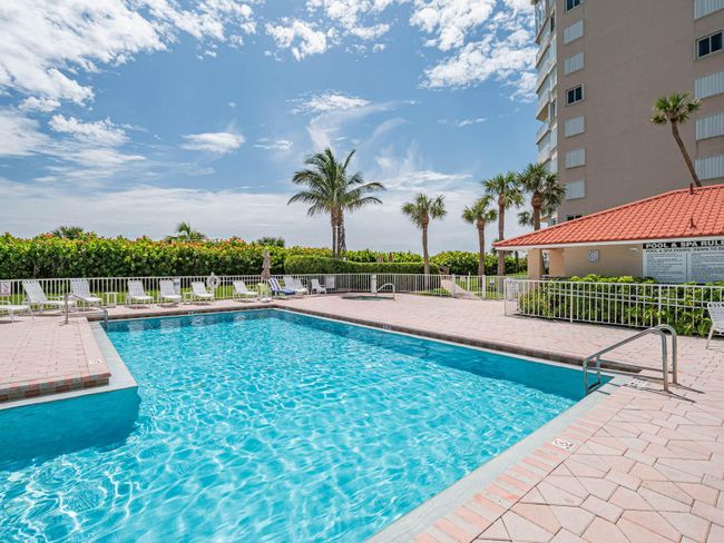 PH6 - 3870 N Highway A1a, Condo with 2 bedrooms, 2 bathrooms and null parking in Hutchinson Island FL | Image 52