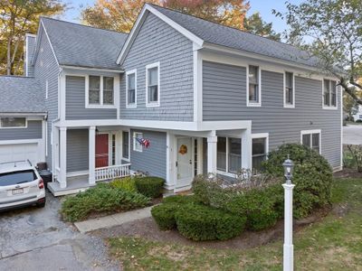 1 - 1 Sycamore Ct, Condo with 2 bedrooms, 2 bathrooms and 2 parking in Rockland MA | Image 2